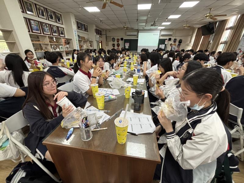 臺中市大甲區大甲國民中學校友會