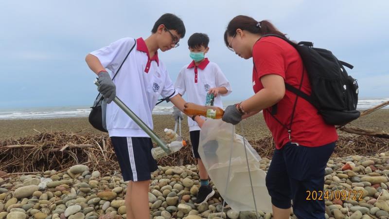 臺中市大甲區大甲國民中學校友會