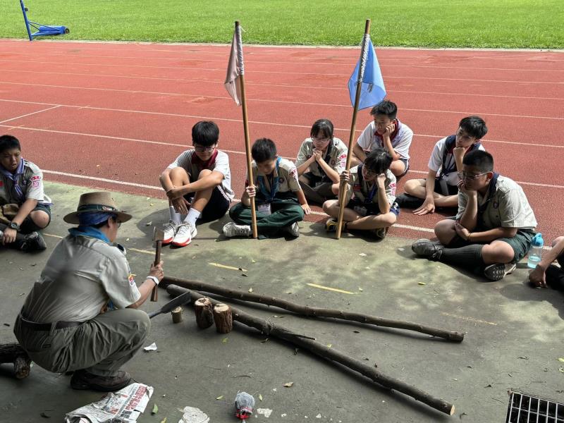 臺中市大甲區大甲國民中學校友會